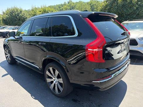 Used 2023 Volvo XC90 B6 Ultimate w/ Protection Package Premier AWD/4WD image 2