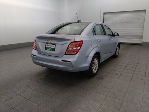 Used 2017 Chevrolet Sonic LT FWD image 9