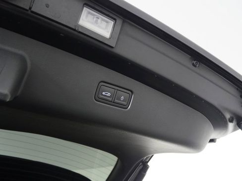 Used 2024 Genesis GV70 3.5T Sport w/ Sport Prestige Package image 17