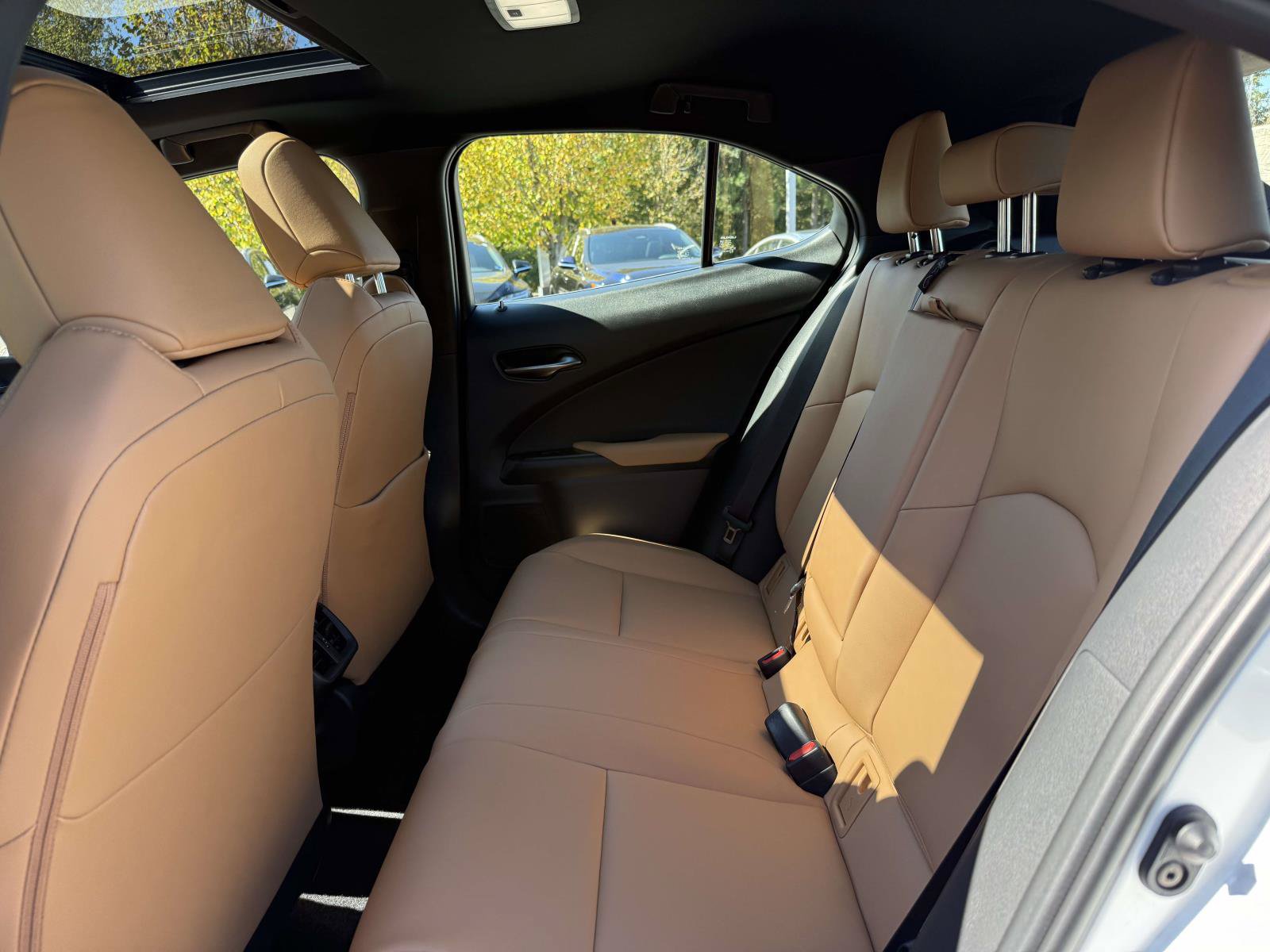 Used 2025 Lexus UX 300h AWD w/ Cold Area Package image 16