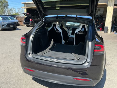 Used 2016 Tesla Model X 70D image 26