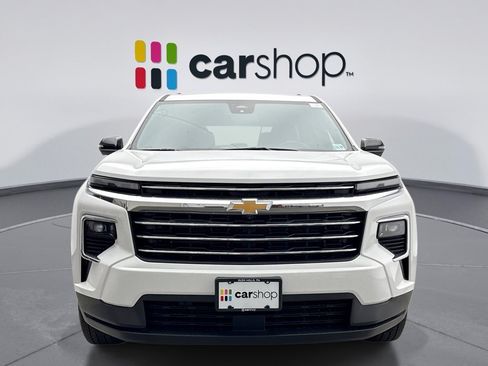 Used 2024 Chevrolet Traverse LT w/ LPO, Floor Liner Package FWD image 8