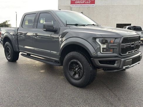 Used 2018 Ford F150 Raptor w/ Equipment Group 802A Luxury image 8