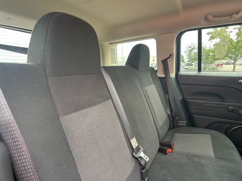 Used 2012 Jeep Patriot Sport image 18