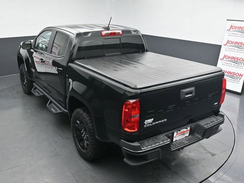 Used 2022 Chevrolet Colorado Z71 w/ Z71 Midnight Edition image 25