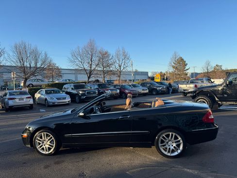 Used 2009 Mercedes-Benz CLK 350 Cabriolet image 25