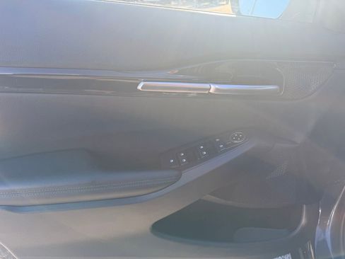 Used 2021 Kia Seltos S image 9