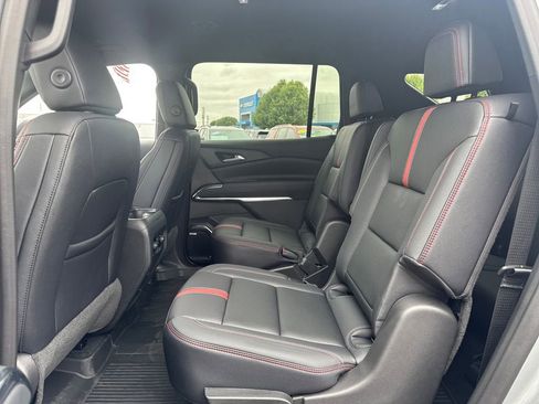 New 2026 Chevrolet Traverse RS w/ LPO, Floor Liner Package FWD image 13