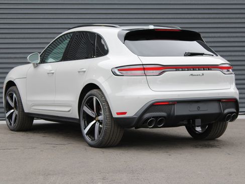 New 2026 Porsche Macan S image 3
