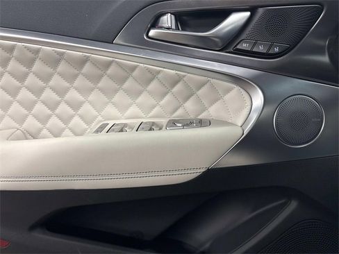 Used 2025 Genesis G70 3.3T Advanced w/ Sport Prestige Package image 22