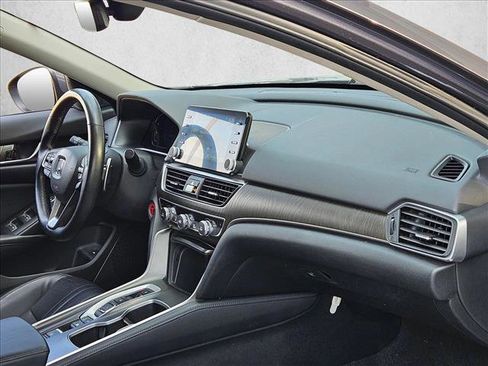 Used 2018 Honda Accord EX-L image 24