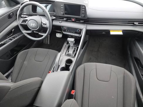 New 2026 Hyundai Elantra Sport FWD image 21