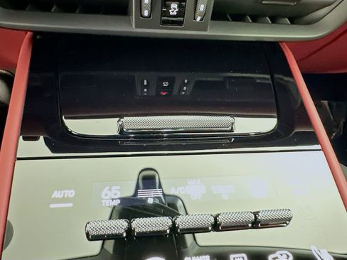 New 2026 Porsche Cayenne S image 18