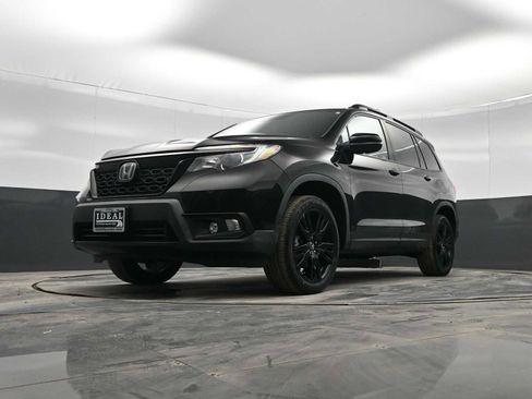 Used 2019 Honda Passport Sport image 32