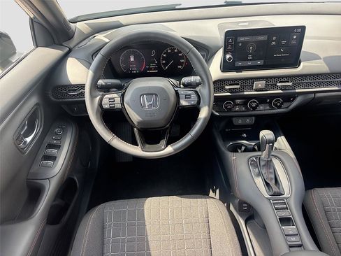 Certified 2026 Honda HR-V Sport image 25