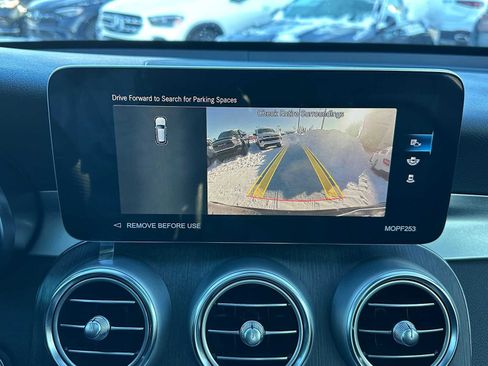 Used 2022 Mercedes-Benz GLC 300 4MATIC image 30