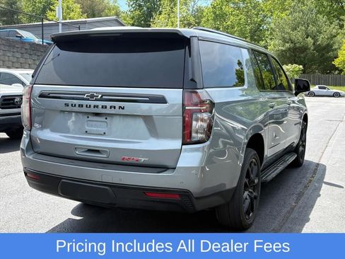 Used 2023 Chevrolet Suburban RST w/ Luxury Package AWD/4WD image 5