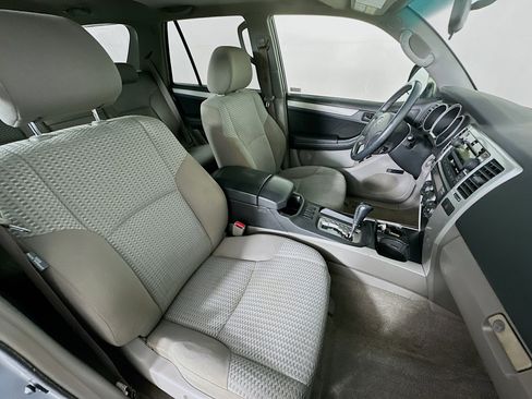 Used 2008 Toyota 4Runner SR5 image 29