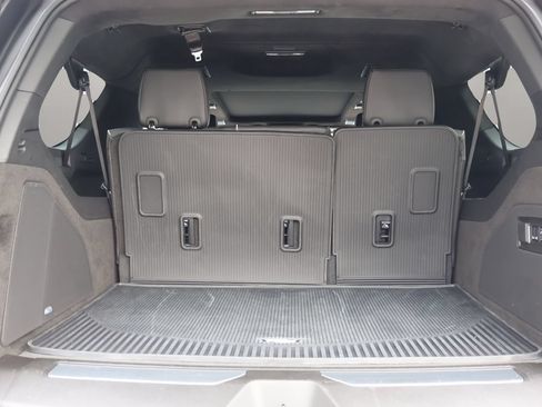 Certified 2026 Cadillac Escalade ESV Platinum Sport w/ LPO, Floor Liner Package AWD/4WD image 19