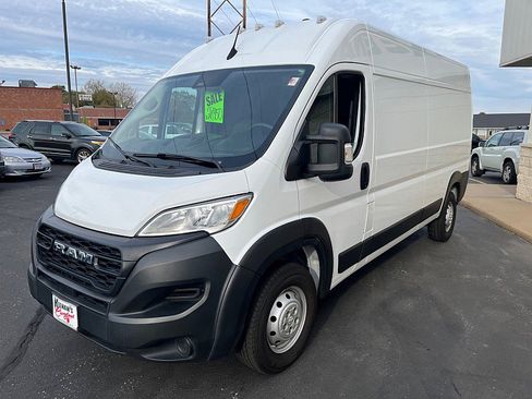 Used 2023 RAM ProMaster 2500 image 4