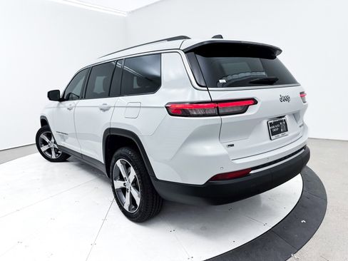 Used 2021 Jeep Grand Cherokee L Limited image 2