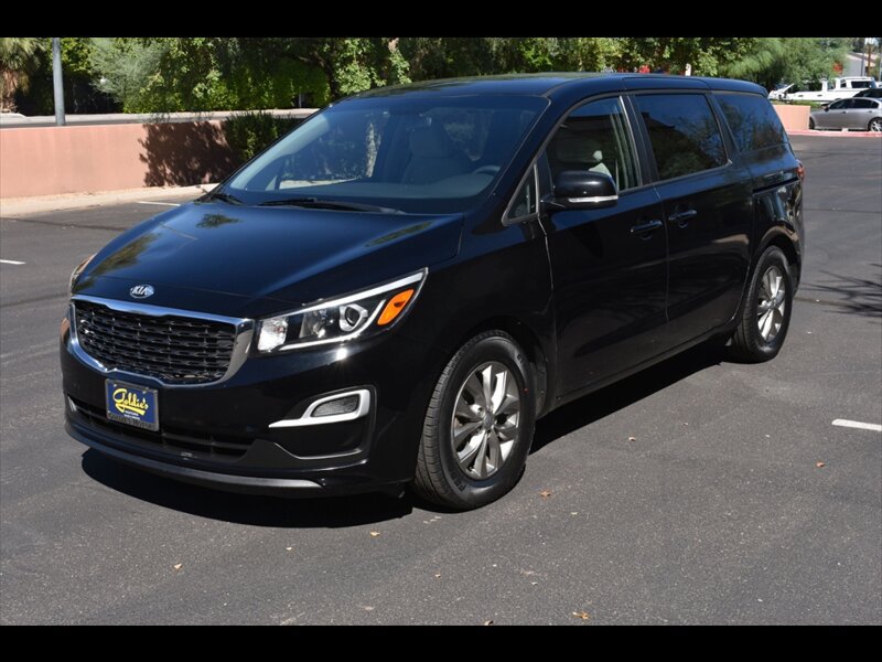 Used 2019 Kia Sedona LX FWD image 3