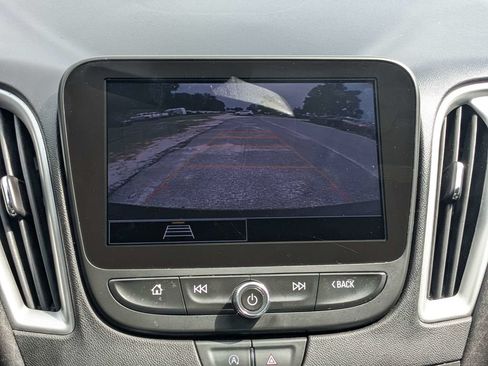 Used 2022 Chevrolet Malibu LT FWD image 27
