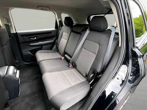 Used 2025 Honda CR-V LX image 18