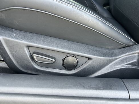 Used 2024 Ford Mustang Coupe image 13