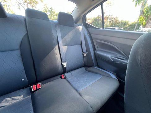 Used 2025 Nissan Versa SV FWD image 35