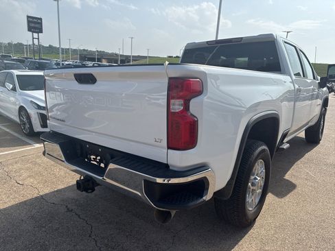 Used 2022 Chevrolet Silverado 2500 LT w/ Convenience Package AWD/4WD image 7