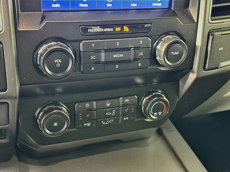 Used 2020 Ford F150 XLT w/ Equipment Group 302A Luxury AWD/4WD image 17