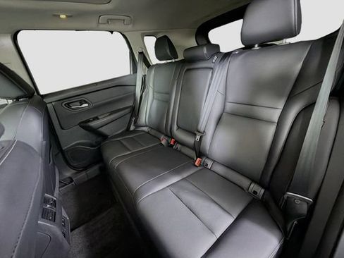 Used 2024 Nissan Rogue SL w/ SL Premium Package FWD image 24