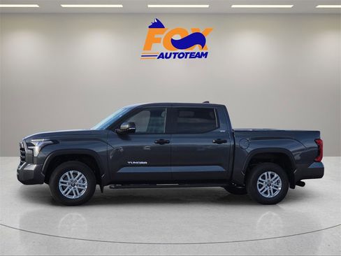 New 2026 Toyota Tundra SR5 image 2