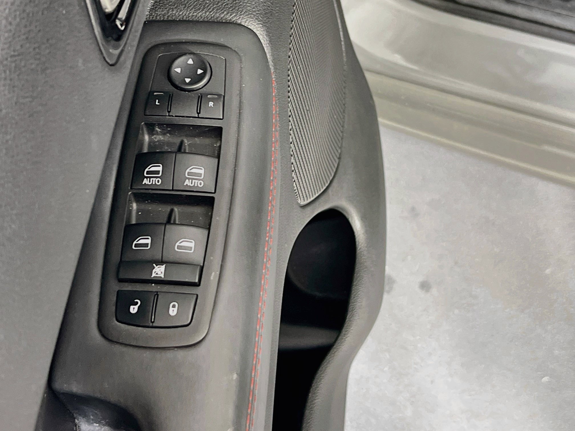Used 2023 Dodge Durango GT AWD/4WD image 18