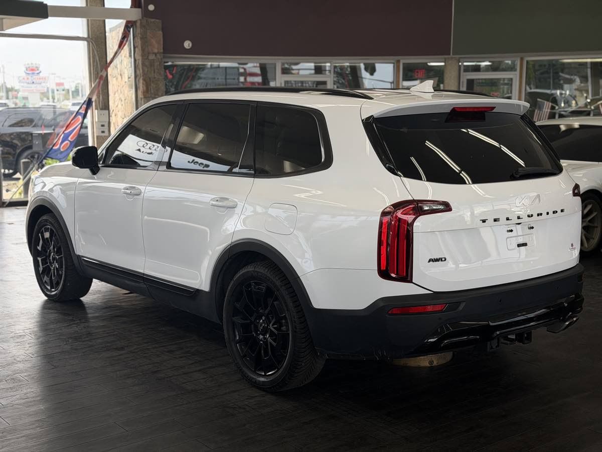 Used 2022 Kia Telluride SX w/ SX Prestige Package AWD/4WD image 11