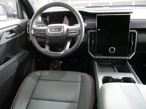 New 2026 GMC Acadia AT4 image 19