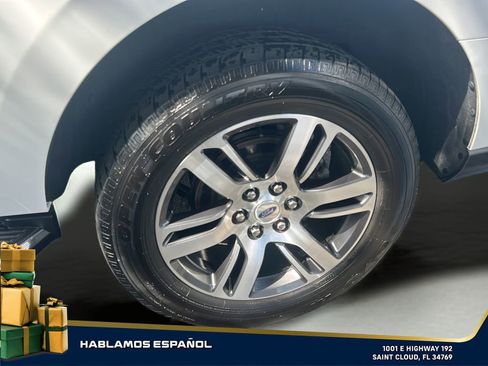 Used 2023 Ford Expedition Limited image 34