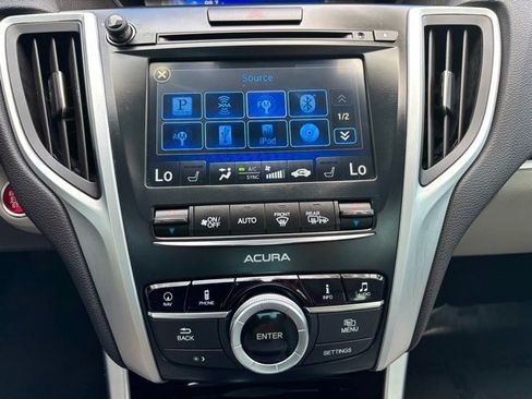 Used 2017 Acura TLX V6 w/ Technology Package image 29