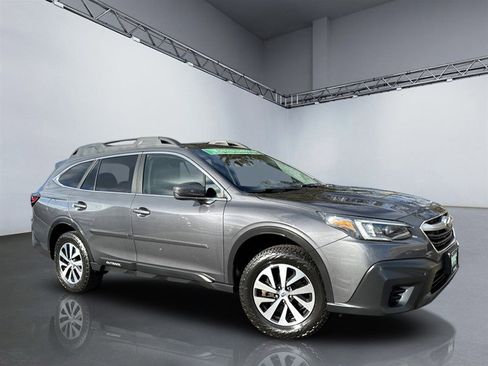 Used 2021 Subaru Outback Premium image 26