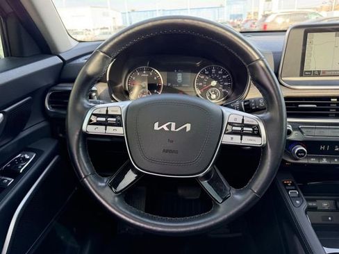 Used 2022 Kia Telluride EX w/ EX Premium Package image 13