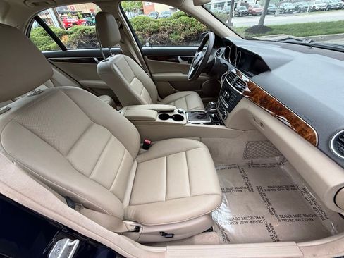 Used 2013 Mercedes-Benz C 300 4MATIC Sedan image 41