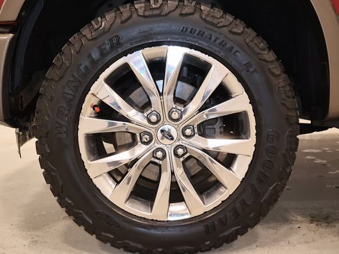 Used 2015 Ford F150 King Ranch w/ Equipment Group 601A Luxury image 47