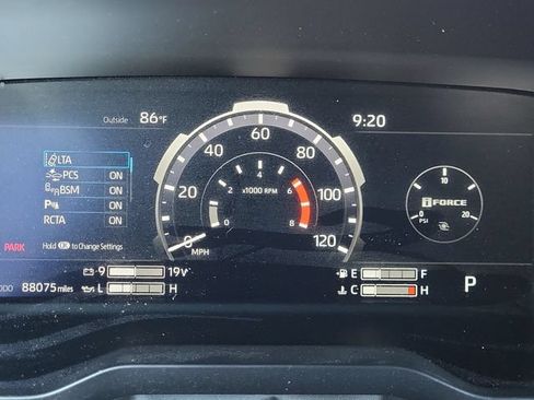 Used 2023 Toyota Tundra Platinum AWD/4WD image 14