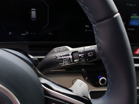 New 2026 Kia Carnival SX Prestige FWD image 34
