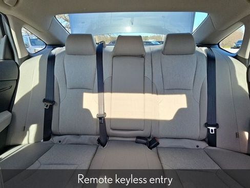 Certified 2025 Honda Accord SE image 21