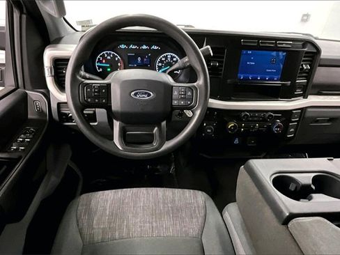 Used 2023 Ford F250 XLT image 5