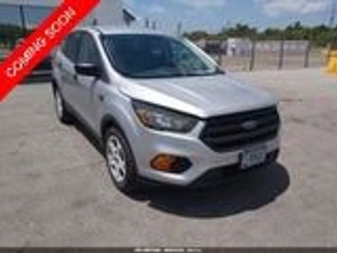Used 2018 Ford Escape S FWD image 1