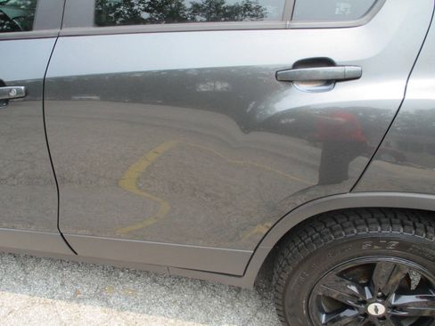 Used 2019 Chevrolet Trax LS FWD image 15