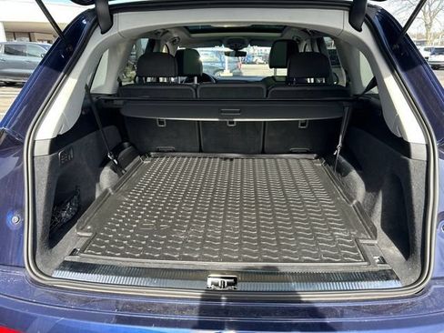 Used 2022 Audi Q7 3.0T Premium AWD/4WD image 27
